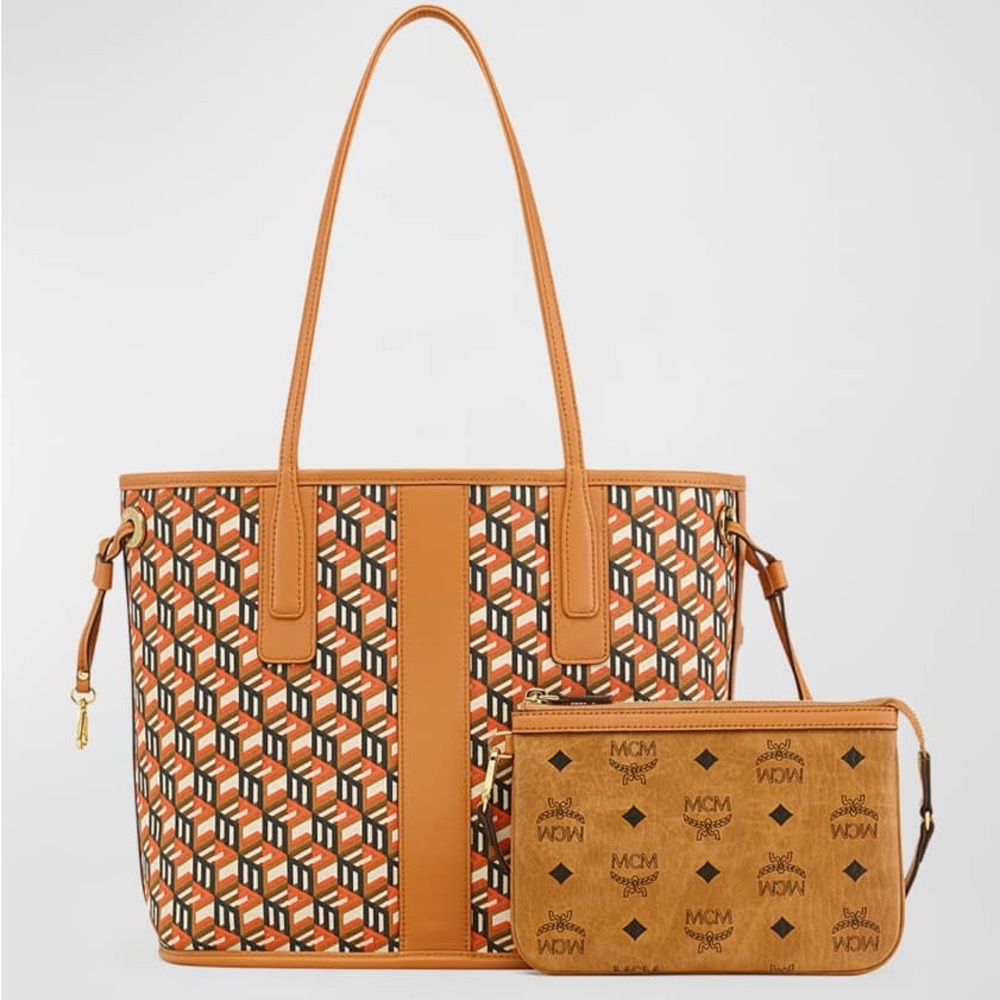 MCM
Liz Small Reversible Shopper Tote Bag - Picture 5 of 5
